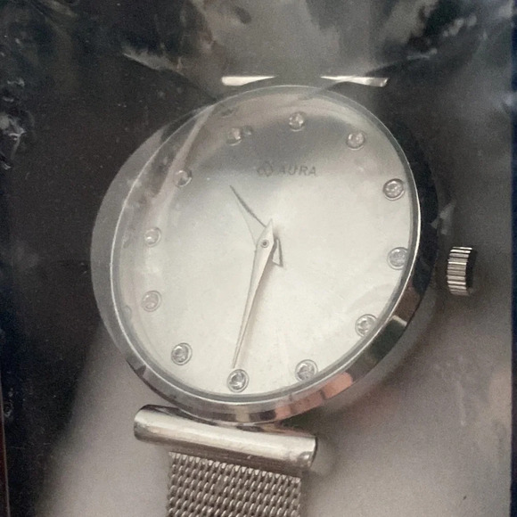 NWT Aura Women’s Watch Silver Faux Crystals from Preciosa Metal Band - Picture 3 of 4